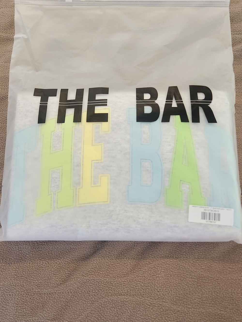 THE BAR Graphic Sweatshirt in Citrus Fade Letters